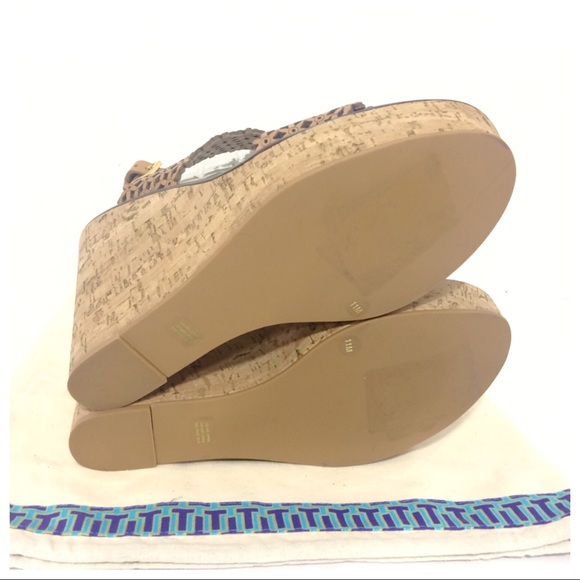 New Tory Burch Daisy Leather Floral Wedge Sandal - Picture 5 of 8